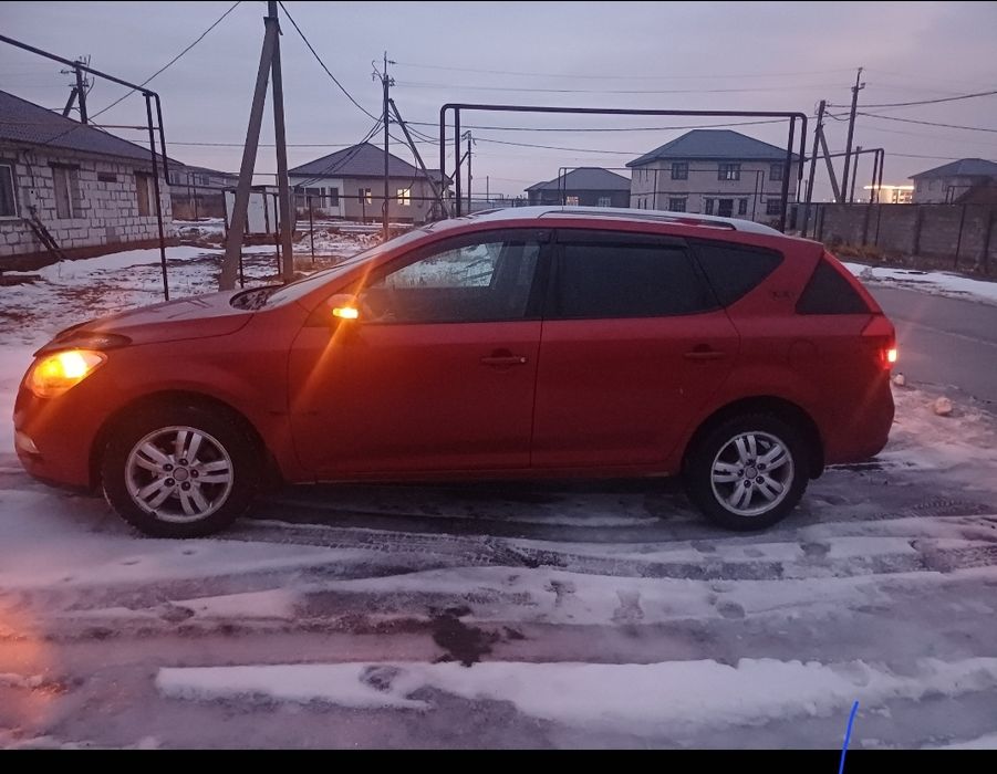 Продам машину  кия