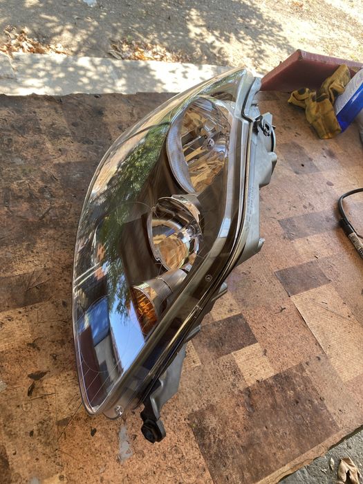 Десен фар за фолксваген голф 5 плюс