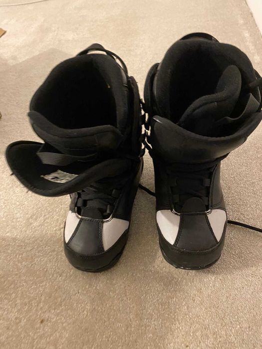 vand boot size 39