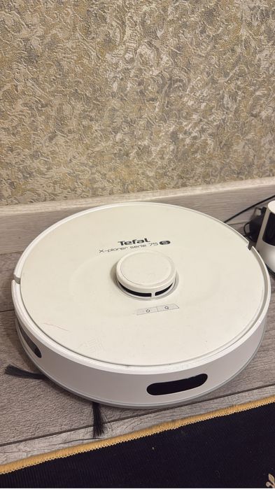 Продам робот-пылесос