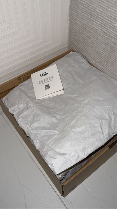 UGG classic mini platform