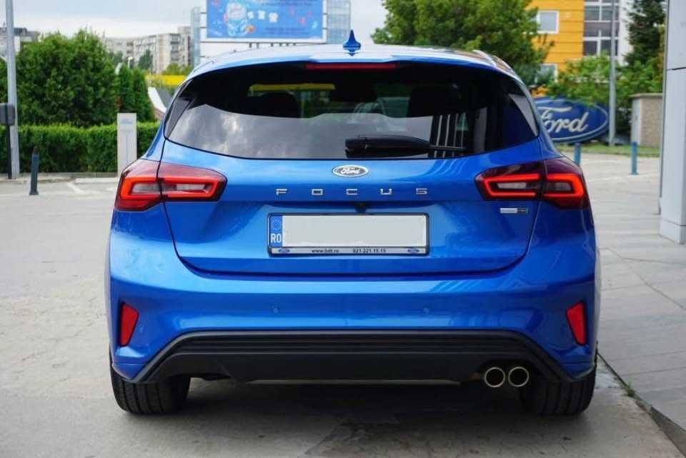 Ford Focus 2023 1.0T EcoBoost mHEV155 CP km full istoric reprezentanta