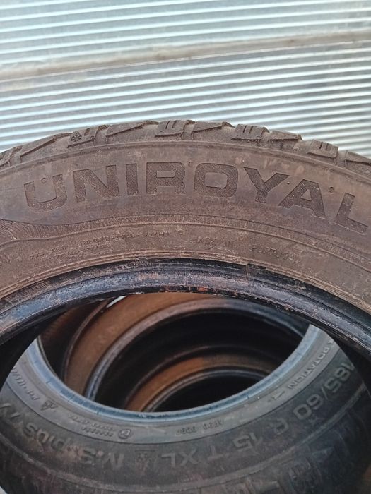 Cauciucuri de iarna Uniroyal 185x60r15