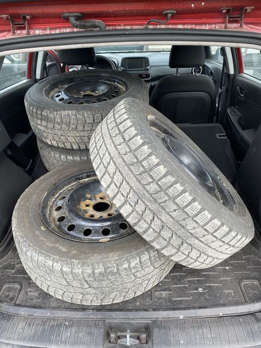 4 бр. железни джанти 16- ки, 5x114.3 с гуми 205/60/16