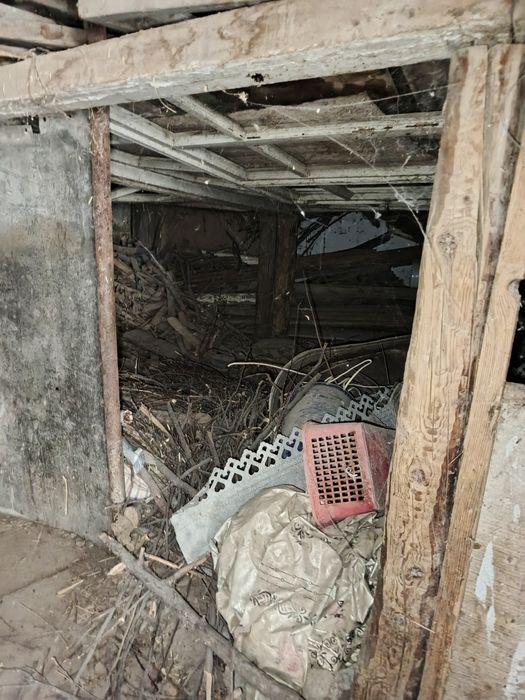 Utinlar bor tezda sotiladi kelib kurib keyin kelishamiz