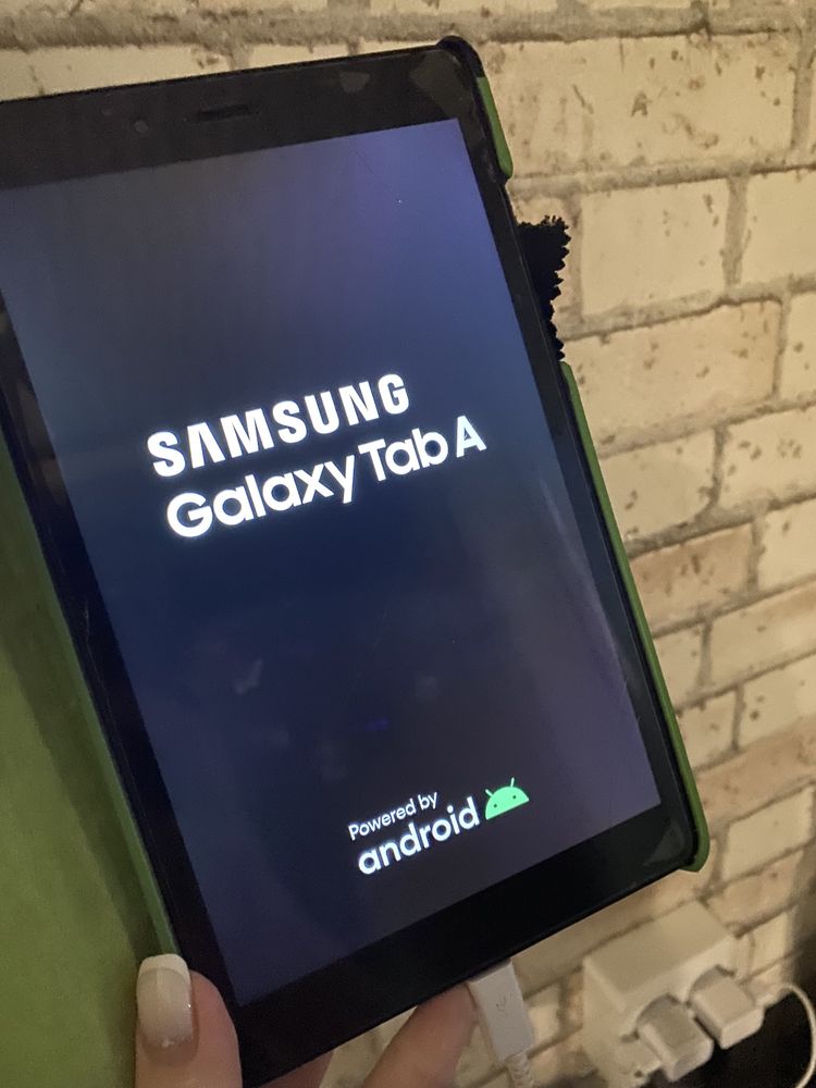 Продаю планшет Samsung Galaxy Tab A