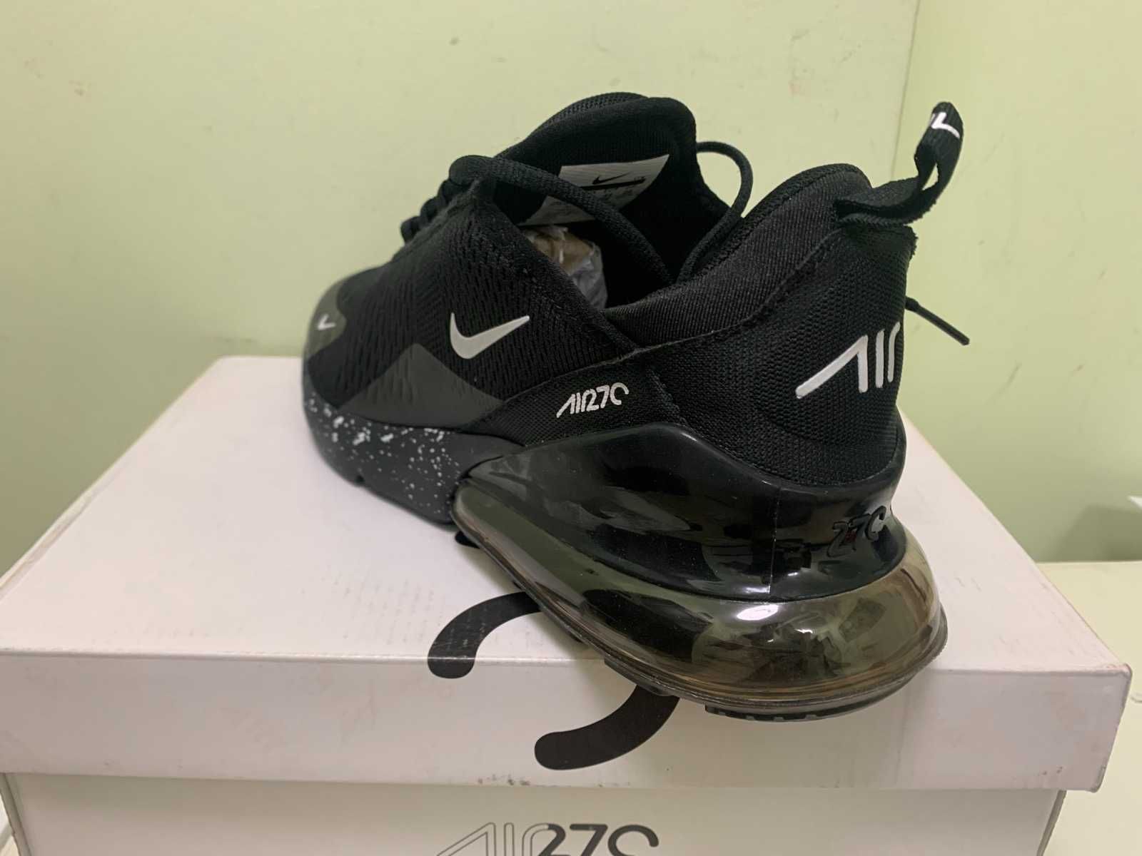 Продавам нови мъжки маратонки Nike Air max 270 номер 44