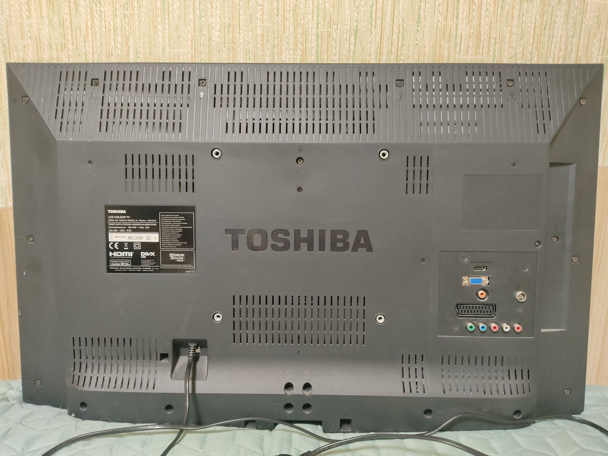 Телевизор 32" Toshiba