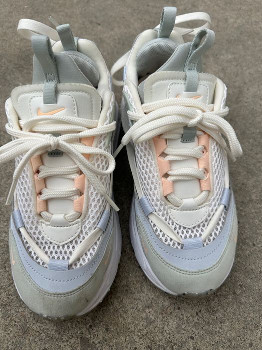 Маратонки Nike Air Max Furyosa