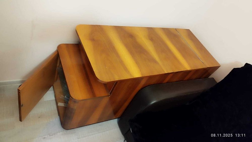 Vand mobila sufragerie