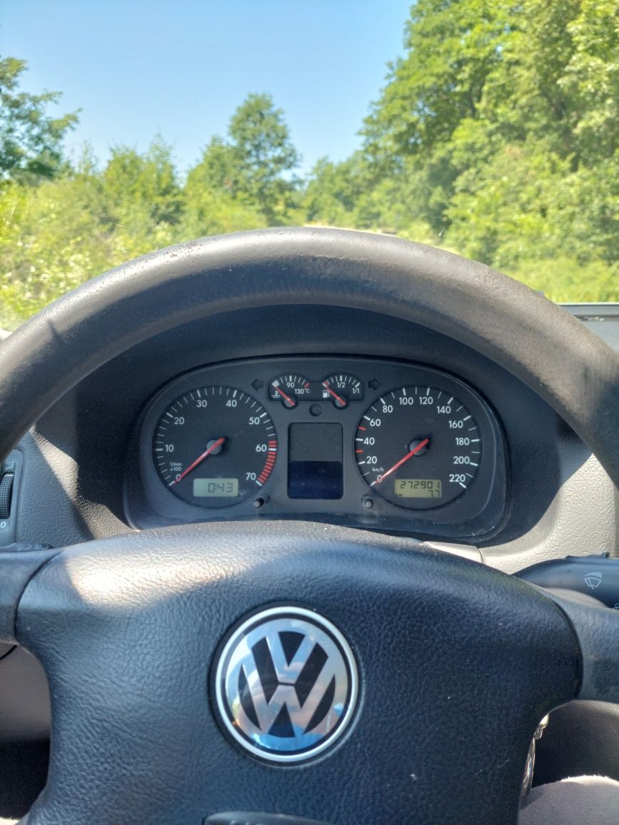 Vand golf 4 1.4 benzină