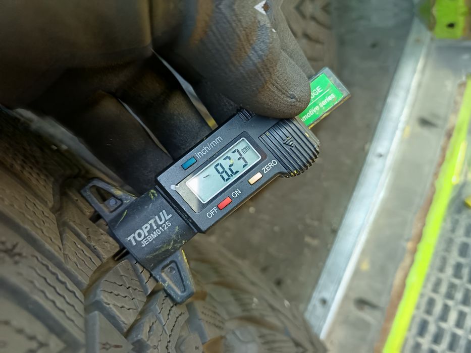 Anvelope MS iarna 225 45 17 Dunlop 8mm 2017