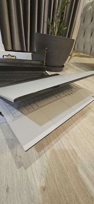 Alienware 17 inch m17