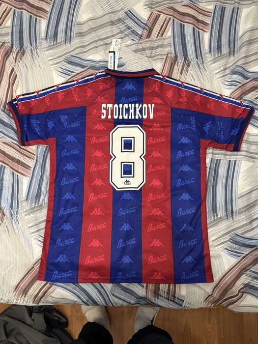 Колекционерска тениска на барселона с номер н Христо Стойчков