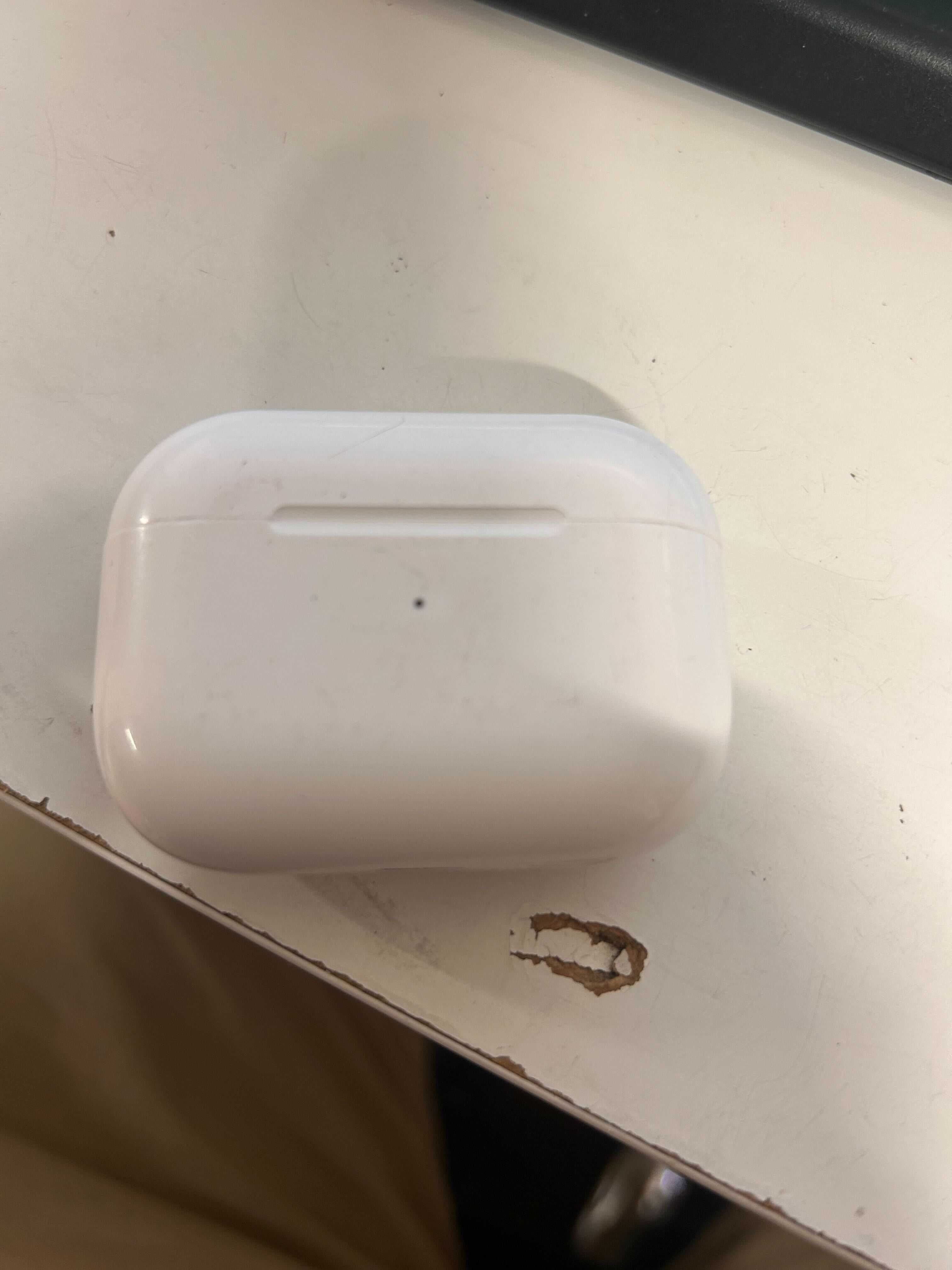 Спешно - Apple AirPods Pro 2nd Generation