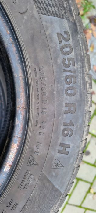 Anvelopele iarnă Continental 205/60/r16