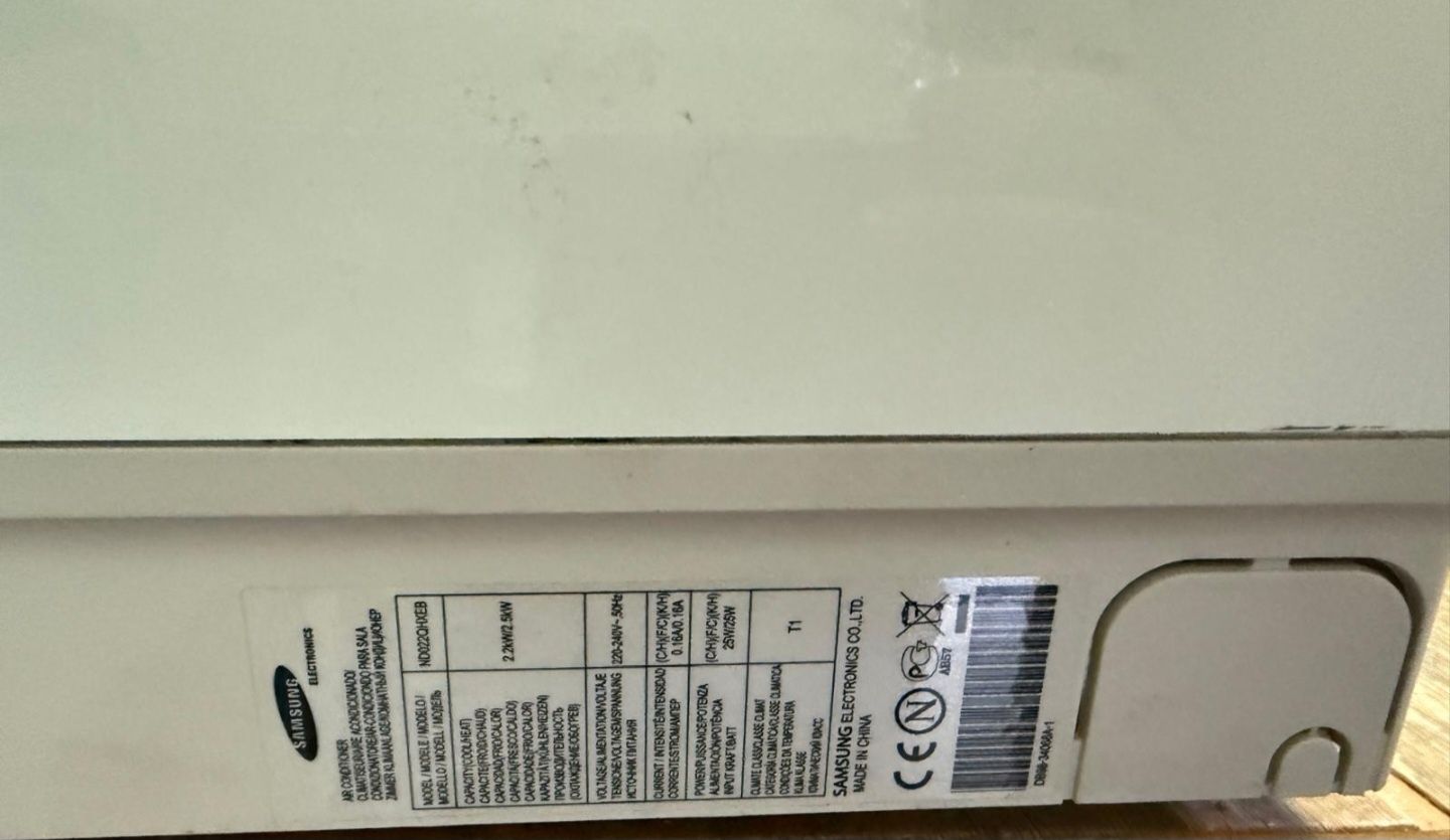 Aparate aer conditiona Daikin si Samsung