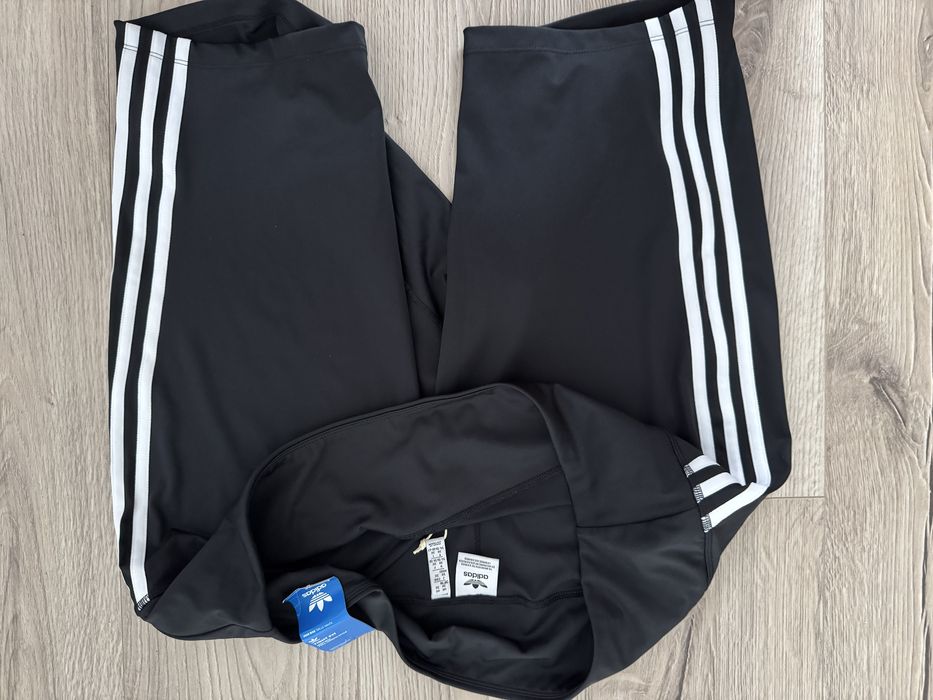 Vand pantaloni scurti adidas