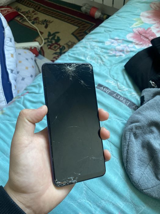 Продам Самсунг А31