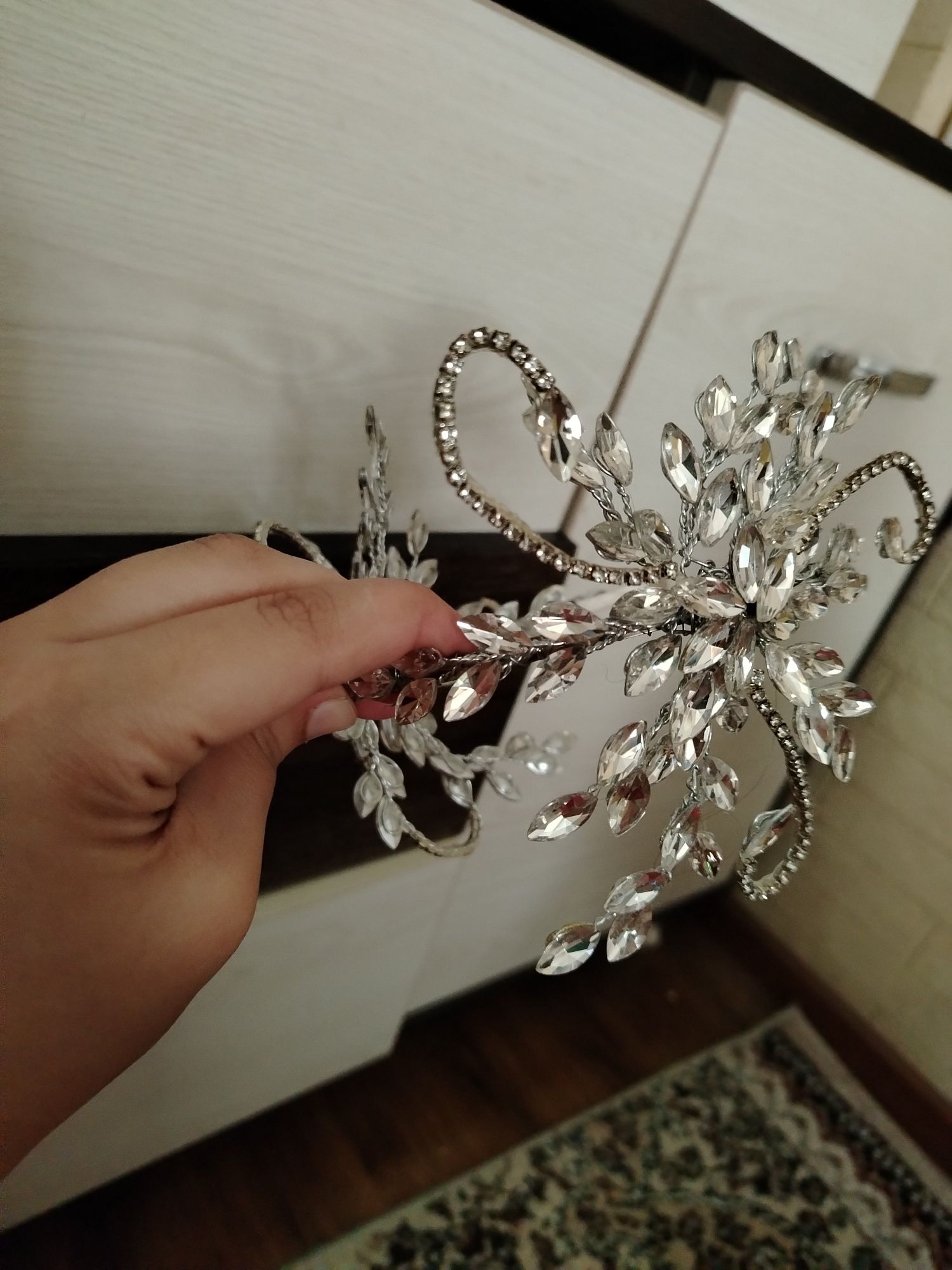 diadema bosh uchun