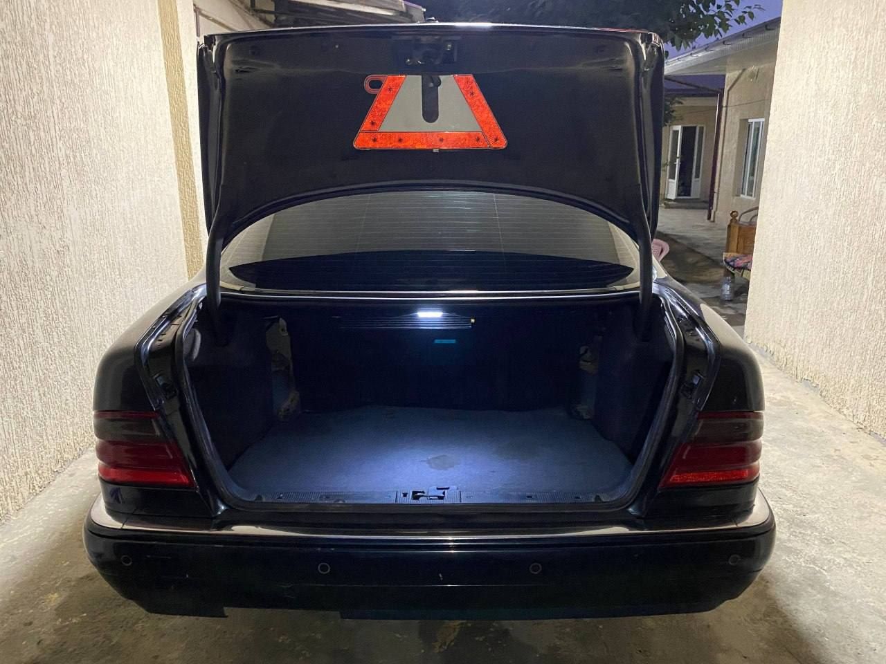 Продаю Мерседес w210