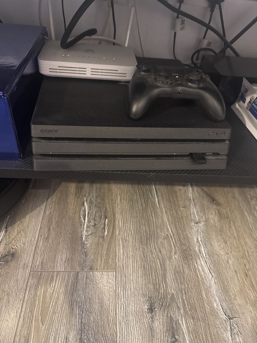 Play station 4 pro