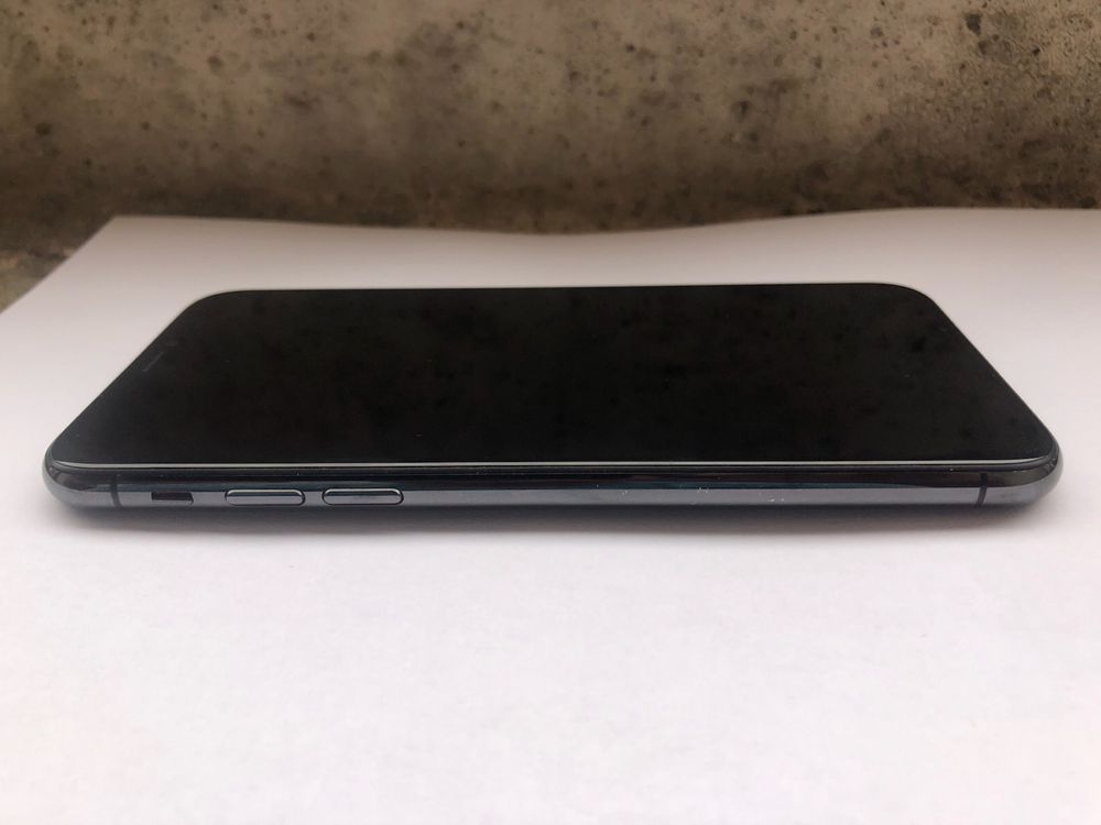 iPhone X 64 Gb - черен