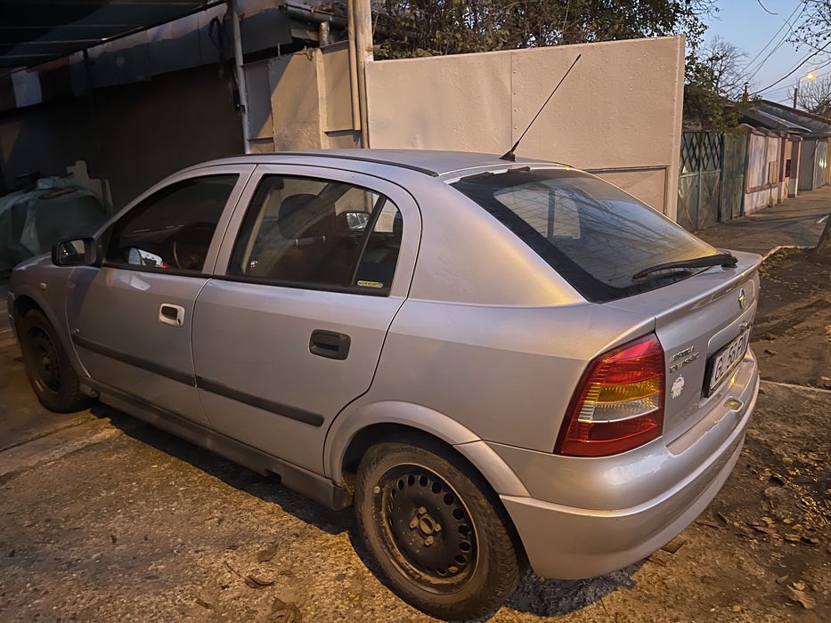 Vand Opel Astra G 3000 lei negociabil