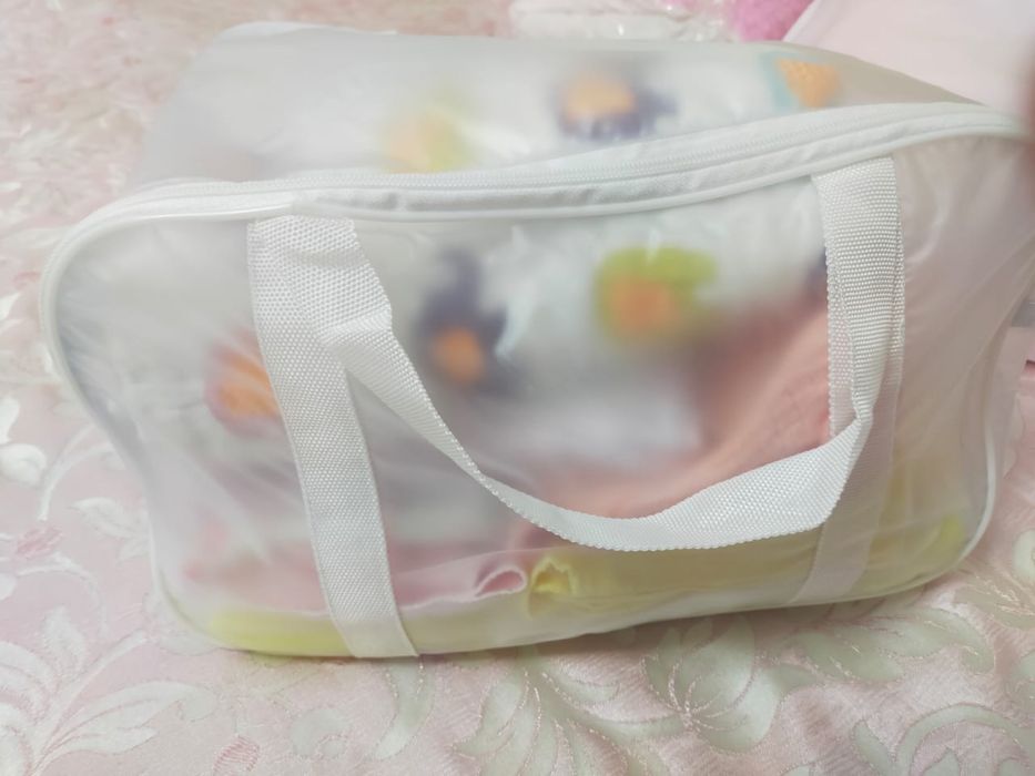 Сумка в роддом новая