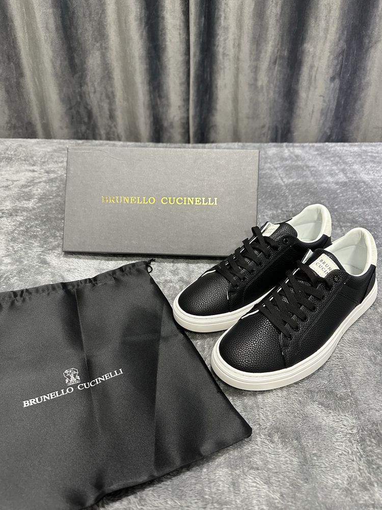 Brunello Cucinelli Size 43