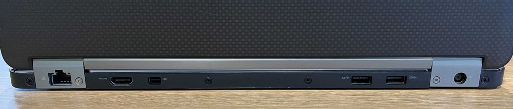 DELL Latitude 7470. Core i5 6300U 2.4/3.0 GHz. 8/256 GB. 14'' FHD IPS