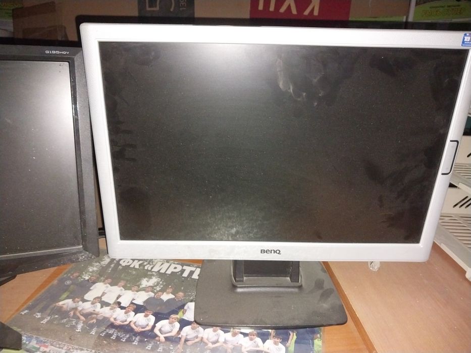 Продам мониторы по 2500