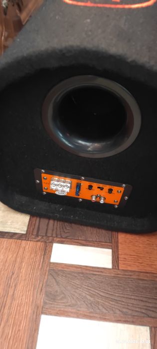 продам Сааб состояние нового..