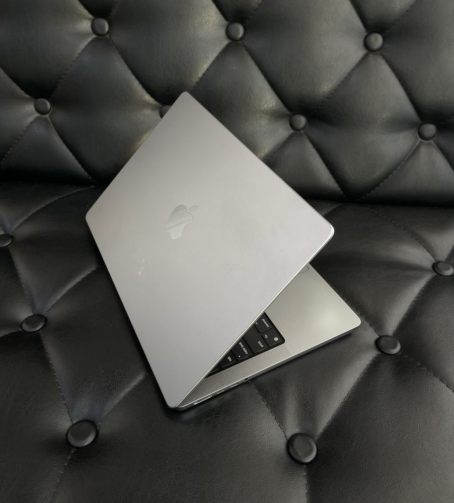 Apple MacBook Pro M1 Pro 16GB/1TB 2021 в хорошем состояние