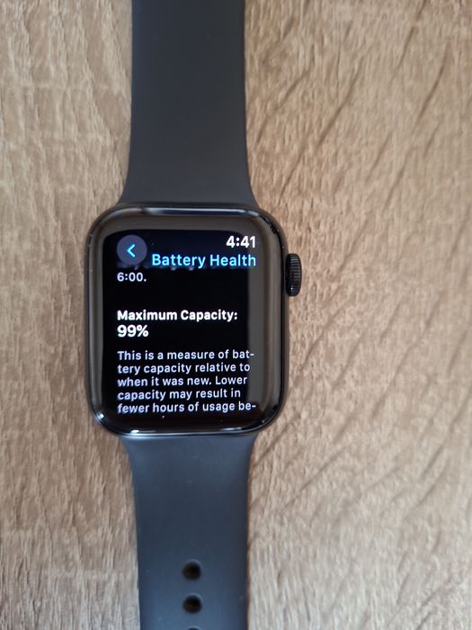 Apple Watch SE2, 40mm, MIDNIGHT