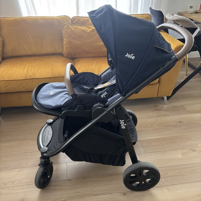 Carucior 3 in 1  Joie Versatrax