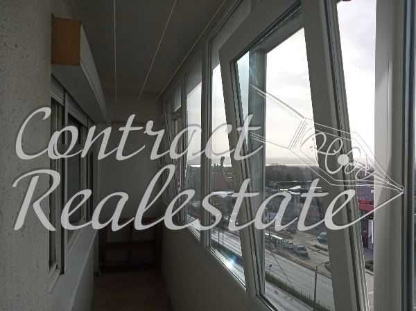 Едностаен Обзаведен Младост !