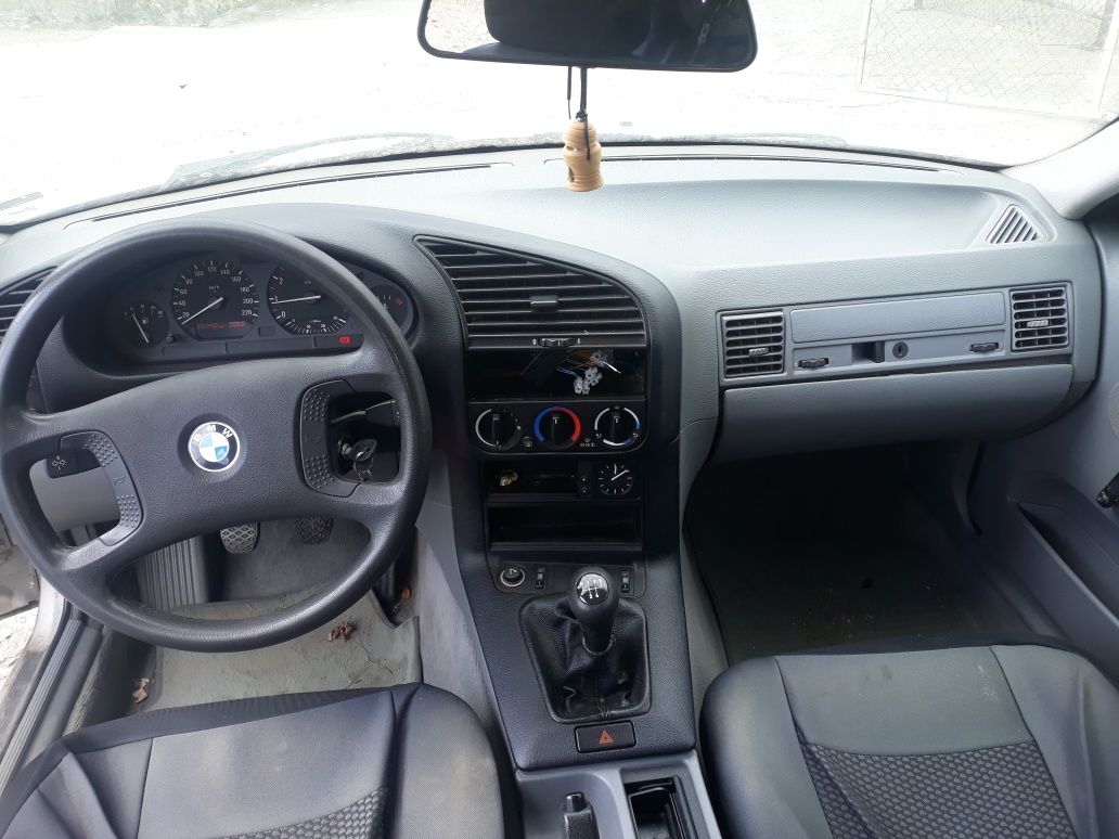 BMW 318i e36 m40b18 на части