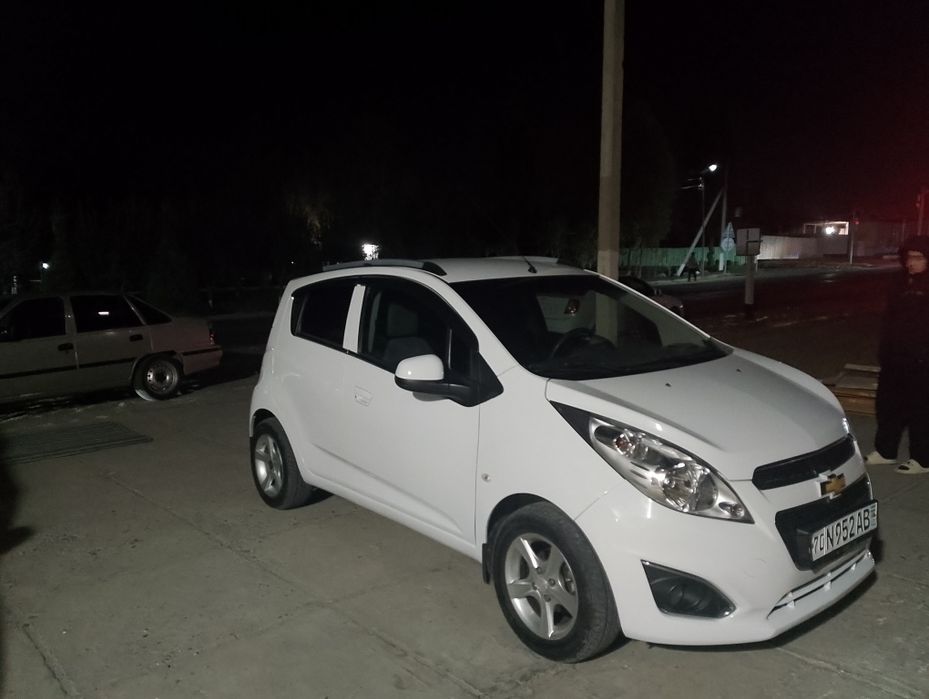 Oq Spark 2011-yil mexanika