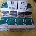 Vand testere accu-chek noi sigilate