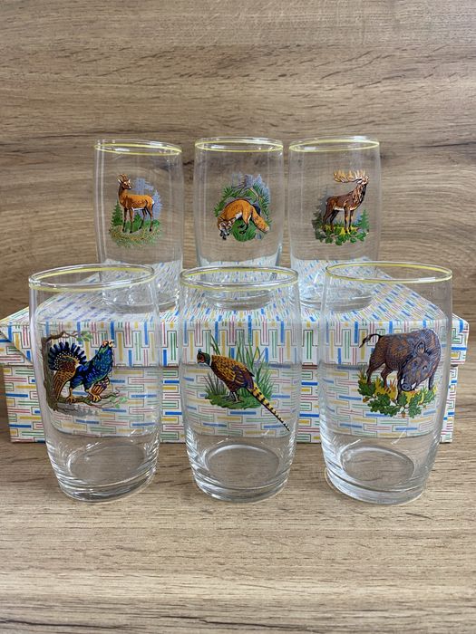 Стъклени чаши в кутия -1980 гд