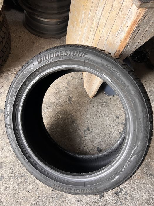 4 anvelope iarna 225/45/17 , Bridgestone !