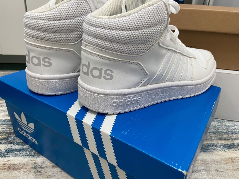 Мъжки обувки adidas HOOPS 2.0 MID
