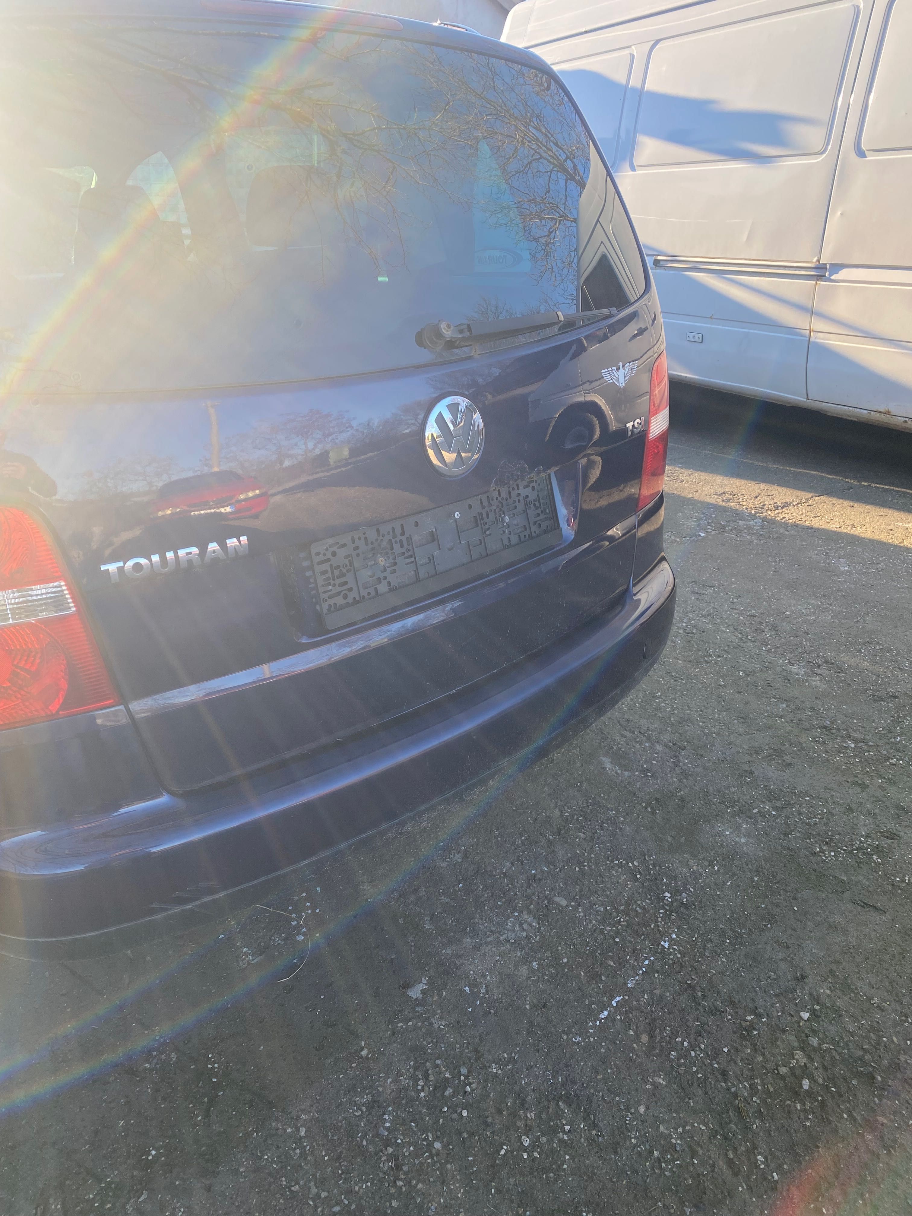 Touran 1.4 tsi 2006г на части