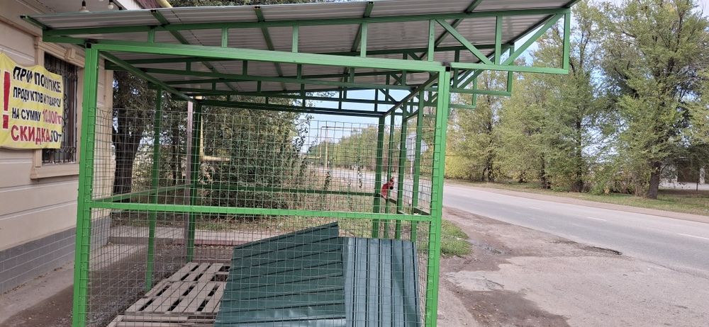 Продаётся овощной ларёк 2.5 м на 3.5 метров. Разборный на болтах