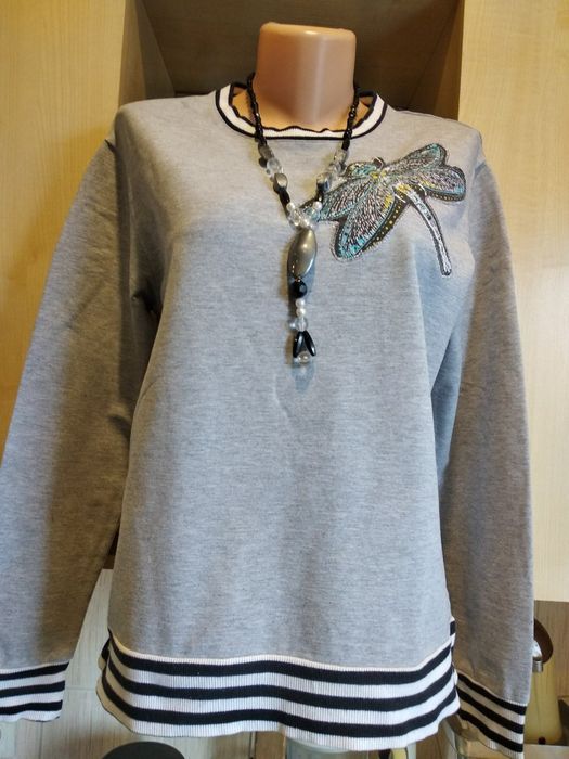 Свитера фирменные