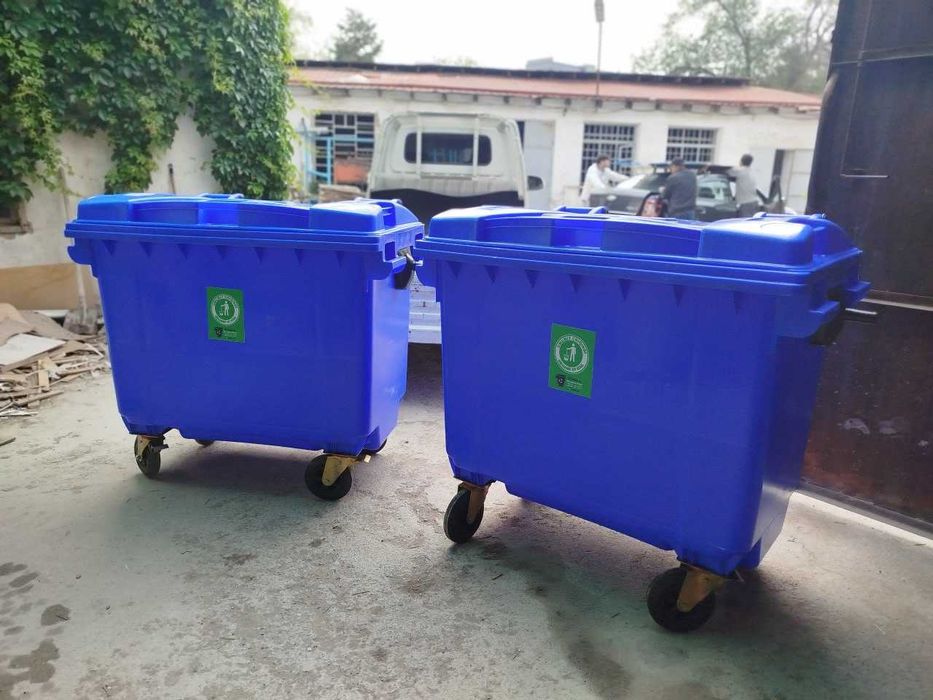 Мусорный бак 1100л Оценковка и пластик