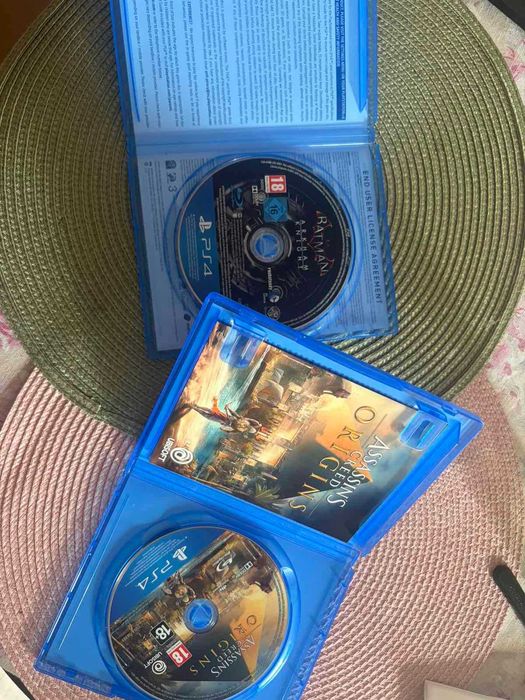 Продавам PlayStation 4 Slim 500GB Days Of Play Blue Limited Edition