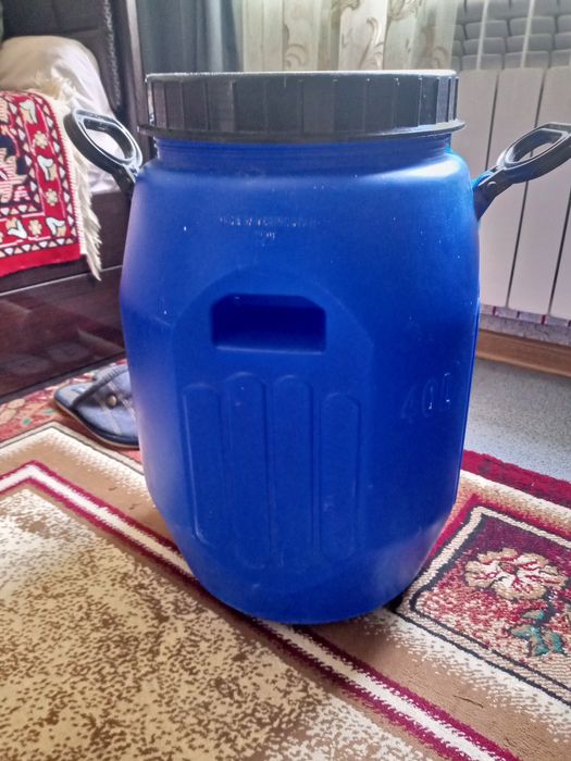 Продам 40 литровый бак