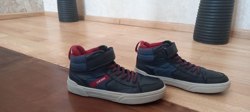 Ghete Geox pentru adolescent